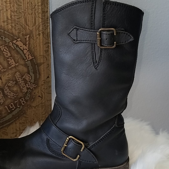 Liberty Black Leather Boots - Picture 6 of 14